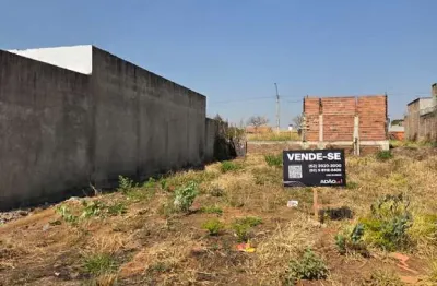LOTE NASCENTE - NO CIDADE DAS PRAÇAS - 200m² - Lote 05 Área / Terreno à Venda, 200.00 por R$ 55000.00 no setor Área Rural VN29809