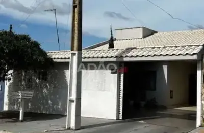 CASA JARDIM OLIMPICO Casa de Rua com 3 Quarto(s) e 2 banheiro(s) à Venda, 290.00 por R$ 750000.00 no setor Jardim Olímpico VN35662