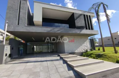 SOBRADO JARDINS CAPRI - 4 QUARTOS Casa em Condomínio com 4 Quarto(s) e 6 banheiro(s) à Venda, 261.00 por R$ 2310000.00 no setor Jardins Capri AX35888