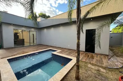 CASA TÉRREA DE RUA SENADOR CANEDO Casa de Rua com 3 Quarto(s) e 4 banheiro(s) à Venda, 168.41 por R$ 910000.00 no setor Bairro Alvorada TR30274