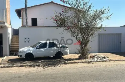 Casa Sobrado Exclusiva no Jardim Guanabara - Oportunidade Única de Investimento e Privacidade Sobrado com 4 Quarto(s) e 3 banheiro(s) à Venda, 58.00 por R$ 650000.00 no setor Jardim Guanabara TA36051