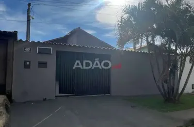 CASA 3Q TRINDADE Casa de Rua com 3 Quarto(s) e 2 banheiro(s) à Venda, 111.00 por R$ 319000.00 no setor Setor Jardim Imperial UN36407