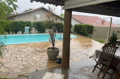 Casa térrea à venda em terreno de 1.000 m² com lazer completo | 3 dormitórios, piscina e pomar | condições facilitadas - ortizes, valinhos/sp