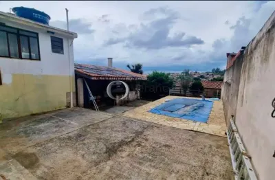 Casa térrea com 2 dormitórios e área de lazer no bairro jardim são fernando