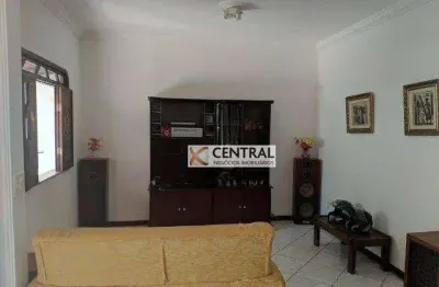 Casa com 4 dormitórios à venda, 270 m² por R$ 750.000,00 - Cabula - Salvador/BA