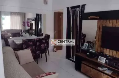 Apartamento com 2 dormitórios à venda, 70 m² por R$ 290.000,00 - Itapuã - Salvador/BA