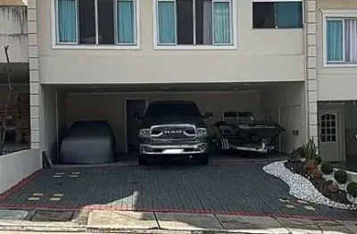 Sobrado com 4 dormitórios à venda, 227 m² por r$ 1.850.000,00 - portal dos gramados - guarulhos/sp