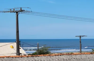 Cobertura nova a 50 metros do mar com amplo terraço e 3 dormitórios