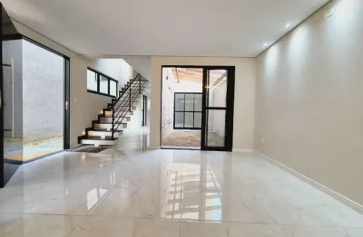 Casa com 3 quartos à venda na Rua Doutor Bley Zornig, 2055, Boqueirão, Curitiba