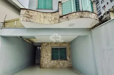 Casa com 3 quartos à venda na Rua Pirambóia, 41, Vila Carrão, São Paulo