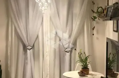 Encante-se com este lindo apê na vila santa terezinha!  com móveis planejados