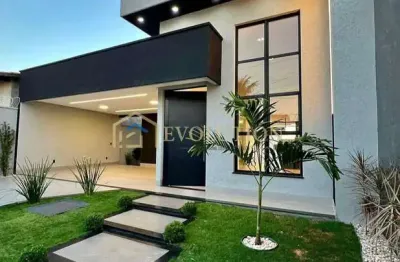 Casa 3 suítes, área gourmet com piscina, aquecimento e energia solar