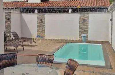 Casa com 4 quartos para alugar no Jardim Helvécia, Aparecida de Goiânia 