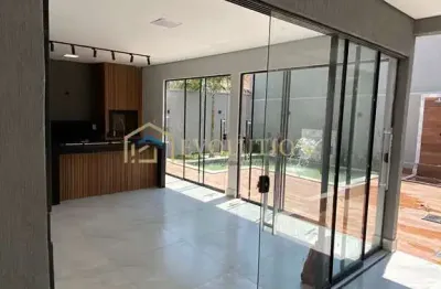 Casa a venda, 4 quartos 1 suíte, área gourmet com piscina, 385m²