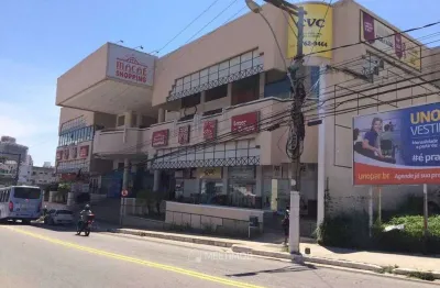 Prédio à venda na Avenida Rui Barbosa, 1725, Alto Cajueiros, Macaé
