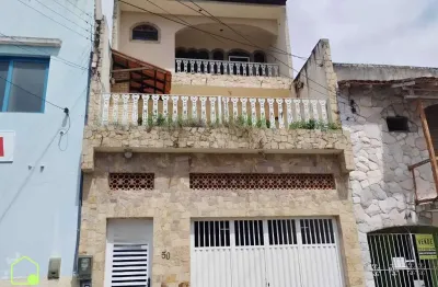 Casa com 3 quartos à venda na Rua José Ribeiro de Castro, Centro, Macaé