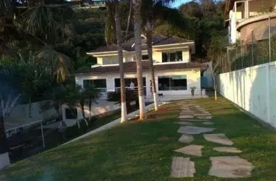 Casa com 4 quartos para alugar na Ferradura, Armação dos Búzios 