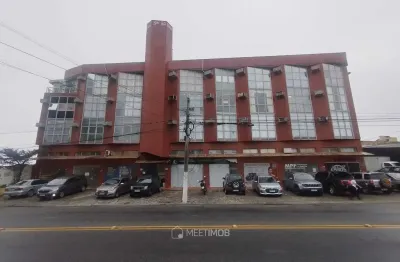 Ponto comercial para alugar na Avenida Rui Barbosa, 2000, Centro, Macaé