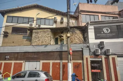 Sala comercial para alugar no Imbetiba, Macaé 
