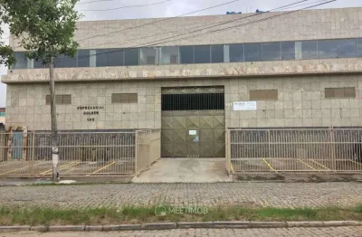 Pavilhão/galpão industrial com 300m² em novo cavaleiro, macaé/rj