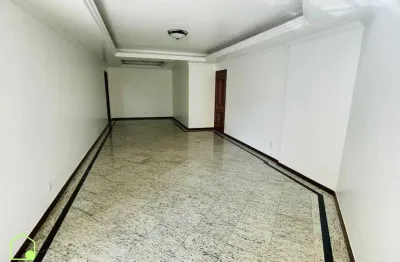 Apartamento alto padrão com 5 qurtos sendo 2 com suíte e closet em imbetiba, macaé/rj