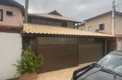 Casa com 3 quartos à venda na Rua Tupinambás, Glória, Macaé