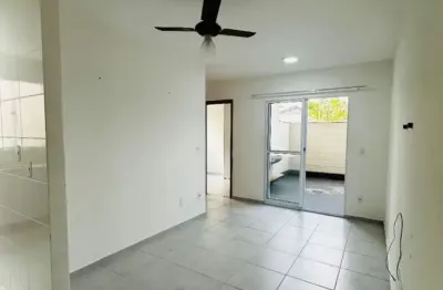 Aluga-se apartamento terreo com garden no chapada ravieira