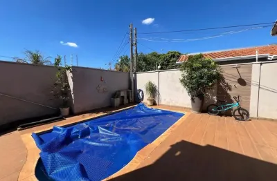 Casa com 2 quartos à venda no Centro, Araraquara 