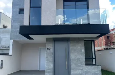 Casa a venda em condomínio fechado - Residencial Vivendas do Parque.