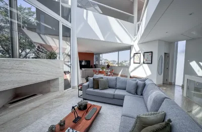 Casa em condomínio fechado com 4 quartos à venda na Alameda das Quaresmeiras, 50, Tamboré, Santana de Parnaíba