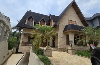 Casa de alto padrão para locação com 4 suítes, 960m² no condomínio gênesis ii  santana de parnaíba/sp