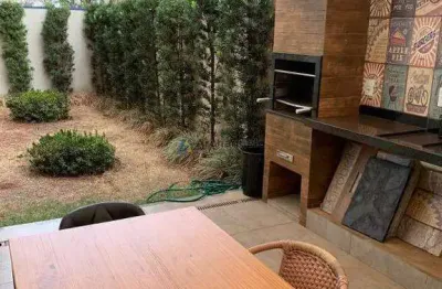 Apartamento térreo com amplo quintal / edificio due fratelli