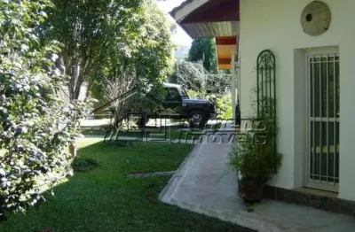 Casa em campos do jordão - estuda permuta por imóvel em são paulo