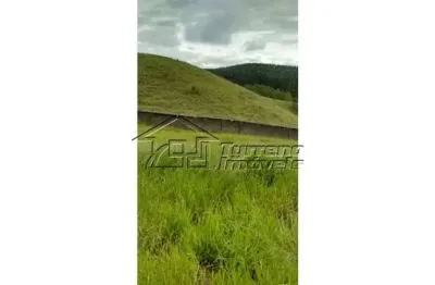 Terreno com 1.045m² em condomínio fechado na zona norte de são josé dos campos