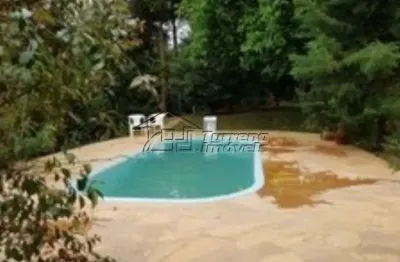 Casa em condomínio de alto padrão na rodovia dos tamoios