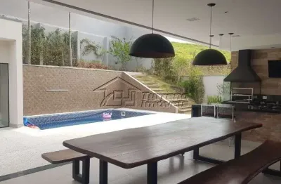 Casa com 3 pavimentos em condomínio na zona leste - sjcampos
