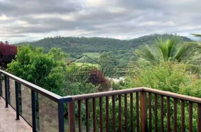 Casa a venda em condomínio de alto padrão na rodovia dos tamoios
