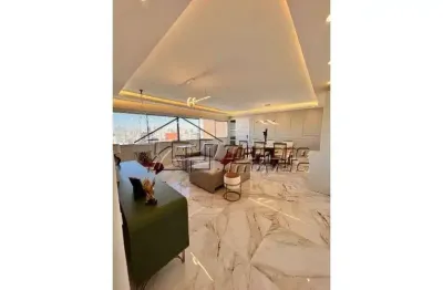 Apartamento com excelente localização e uma vista linda na vila adyana