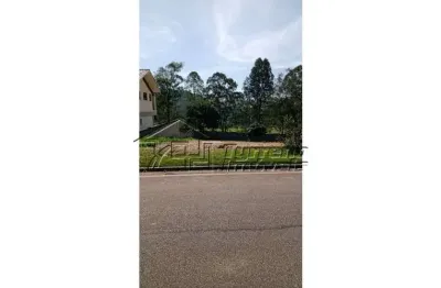 Terreno com 1.000m2 em condomínio fechado em jambeiro