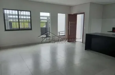 Linda casa no setville com 3 dormitórios, sendo 1 suíte