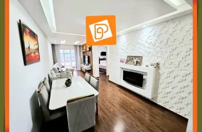 Apartamento com 2 quartos e dois banheiros no quitandinha, totalmente remodelado