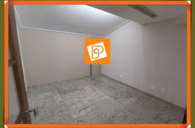 Ótima loja, dentro de shopping, no centro da cidade de petrópolis-rj