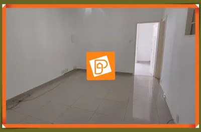 Apartamento com 2 quartos para locação no centro de Petrópolis