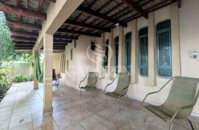 Casa com 4 quartos à venda na Rua Monsenhor Kimura, Vila Cleópatra, Maringá