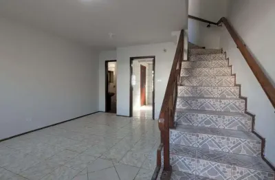 Sobrado em condomínio 2 quartos jardim novo horizonte