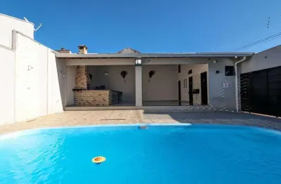 Casa à venda na Rua Jaçanã, 15, Parque Hortência, Maringá