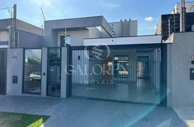 Casa moderna com pé-direito alto à venda – conforto e localização privilegiada