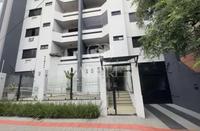 Apartamento com 2 quartos à venda na Rua 10 de Maio, Zona 07, Maringá