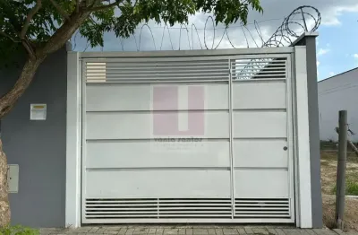 Casa com 3 quartos à venda no Conjunto Habitacional Milton de Alvarenga Peixoto, Taubaté 