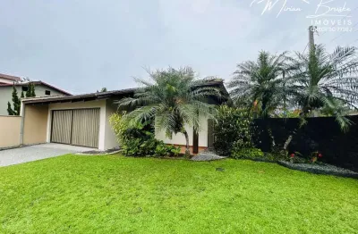 Casa com 4 quartos, santo antônio, joinville - r$ 1.39 mi, cod: 282